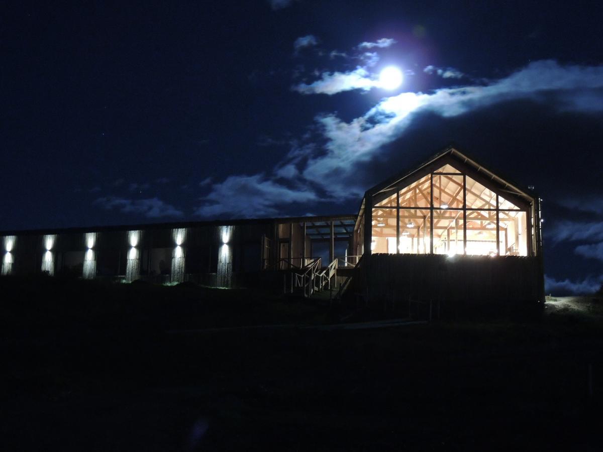 Hotel Simple Patagonia Puerto Natales Eksteriør bilde